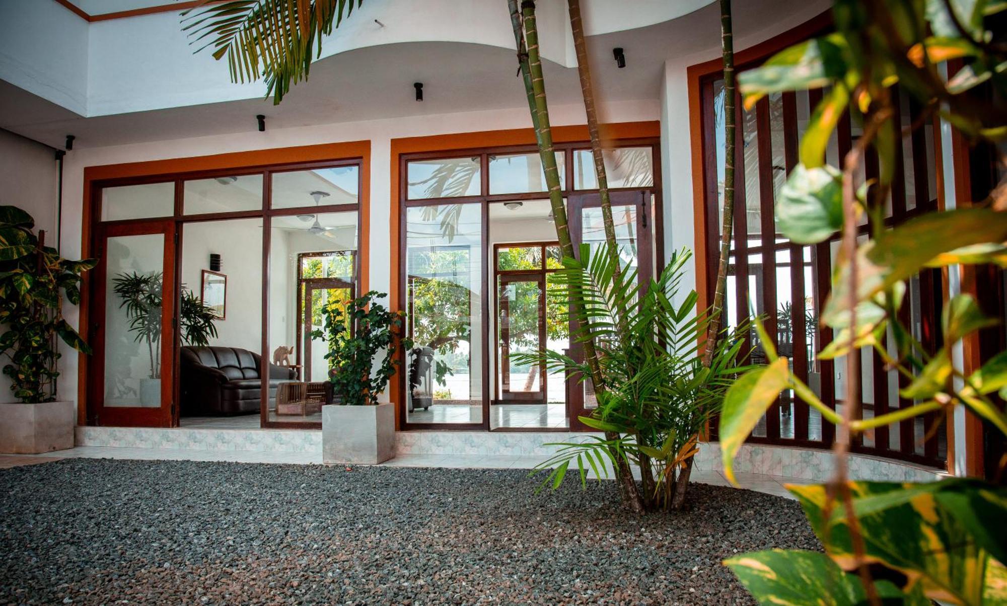 Riverside Inn Fuji Bentota Extérieur photo